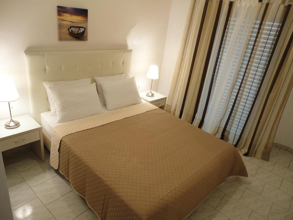 Mirto Beach Hotel & Restaurant Paralia Vrachou Eksteriør billede
