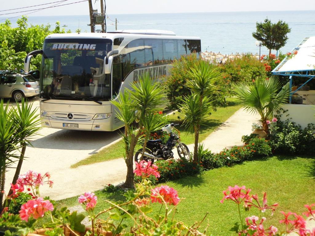 Mirto Beach Hotel & Restaurant Paralia Vrachou Eksteriør billede